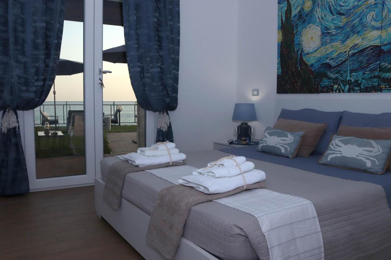 Sunset House Panzió Anzio Kültér fotó
