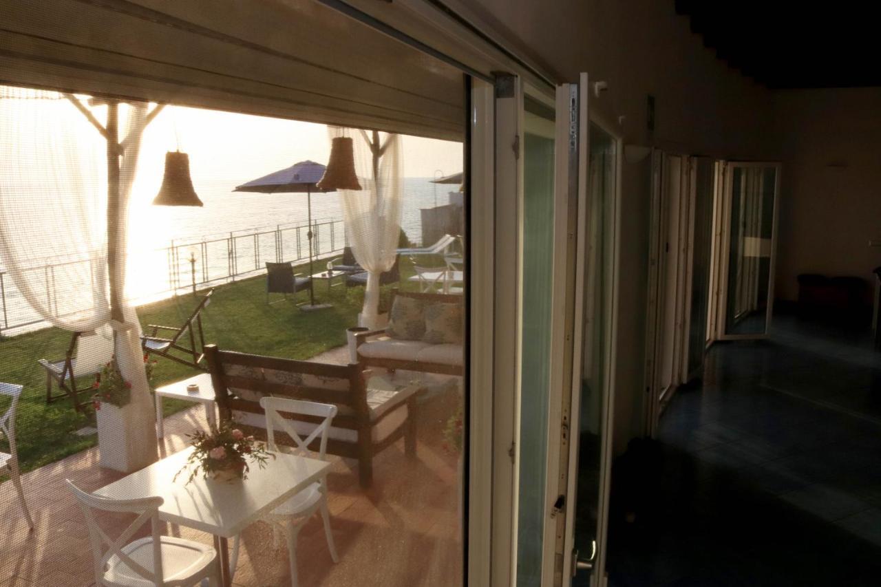 Sunset House Panzió Anzio Kültér fotó