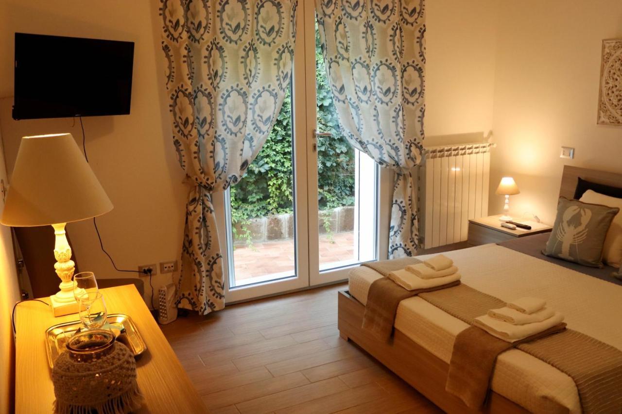 Sunset House Panzió Anzio Kültér fotó